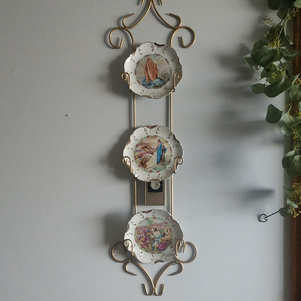 Vintage Decorative Plate Trio with Gold Accents
